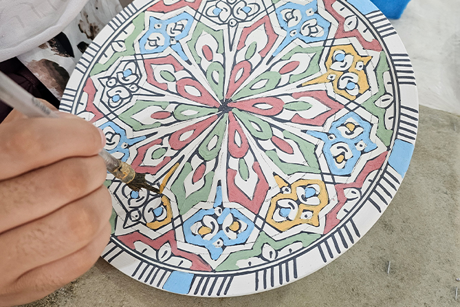 Painting pottery